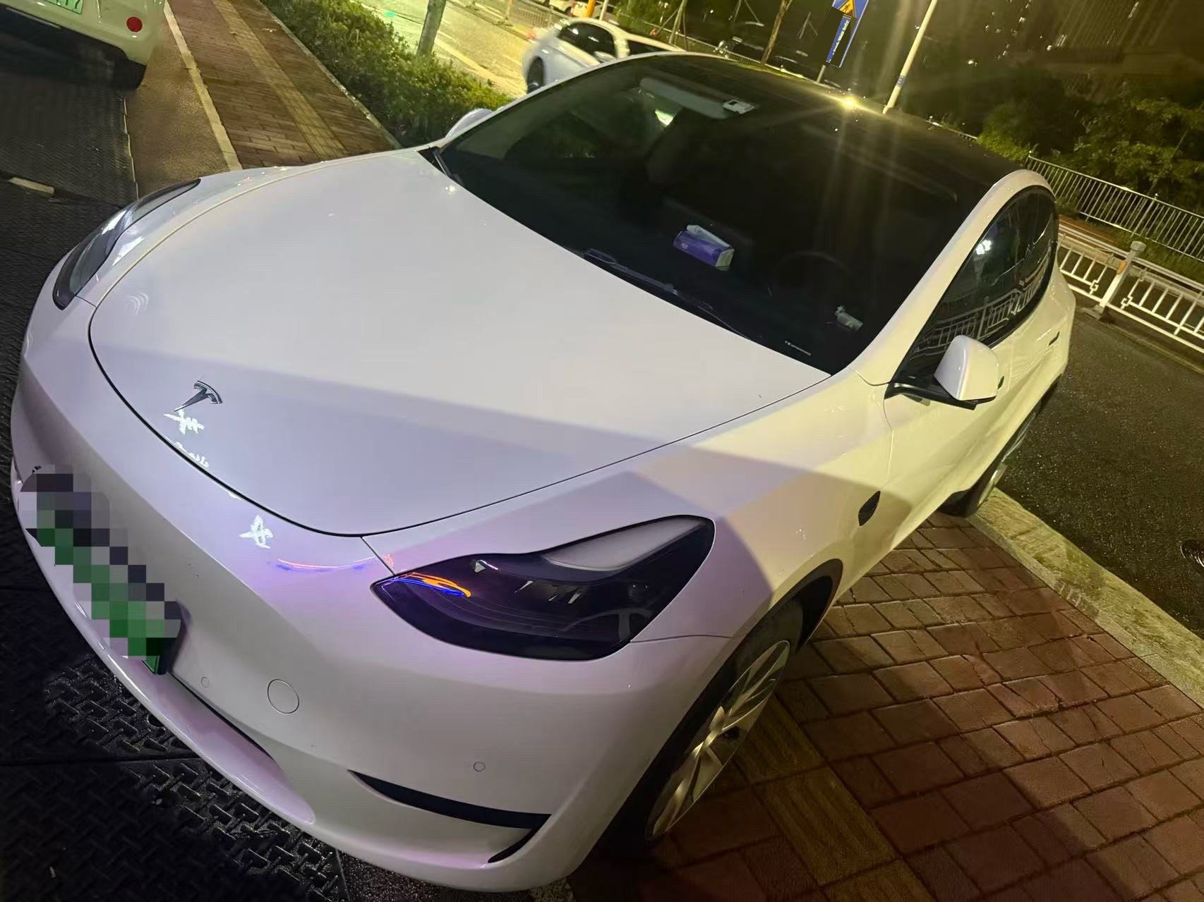 Tesla Model Y 2023 Tesla Model Y 2023 car image