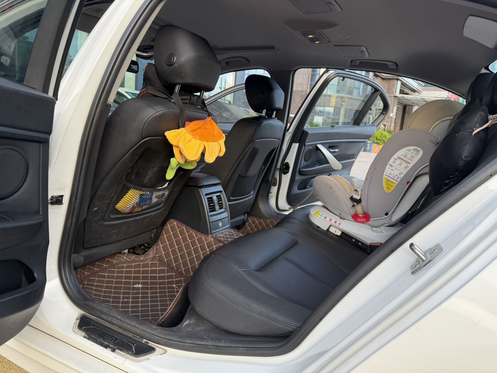 BMW 3 Series 2013 car image #8