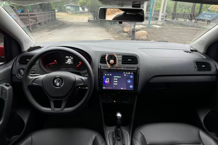Volkswagen Polo 2019 #9 Volkswagen Polo 2019 car image #9