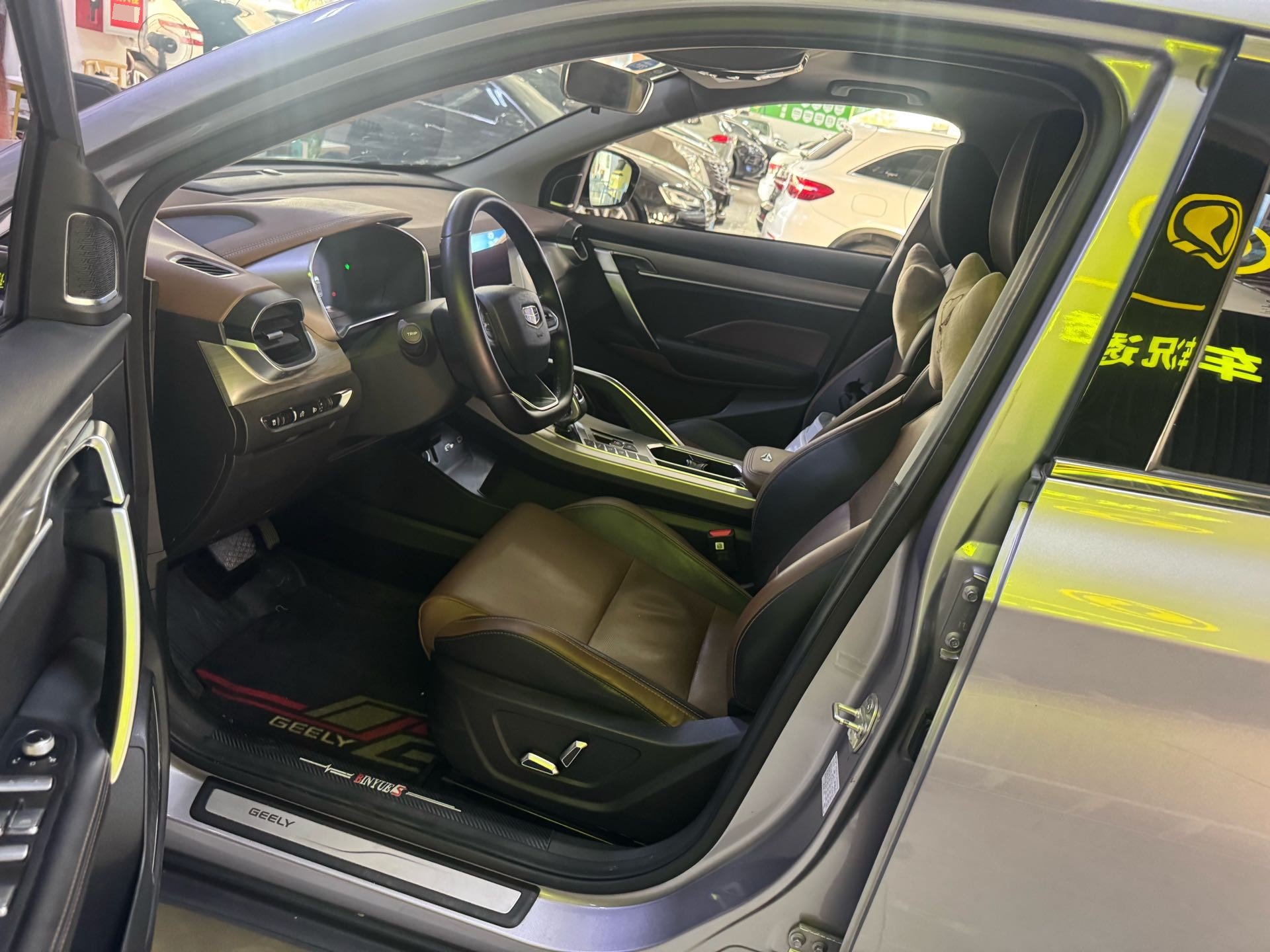 GEELY Coolray 2019 imagem de carro #2