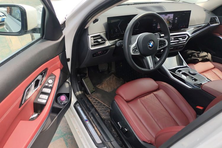 BMW 3 Series 2024 #12 BMW 3 Series 2024 car image #12