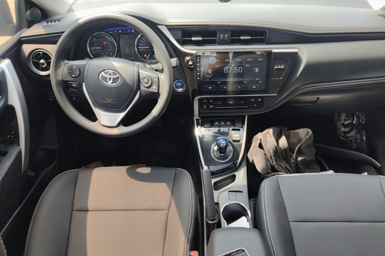 Toyota Corolla 2018 car image #11