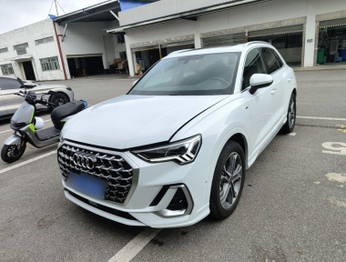 Audi Q3 2024 Audi Q3 2024 car image