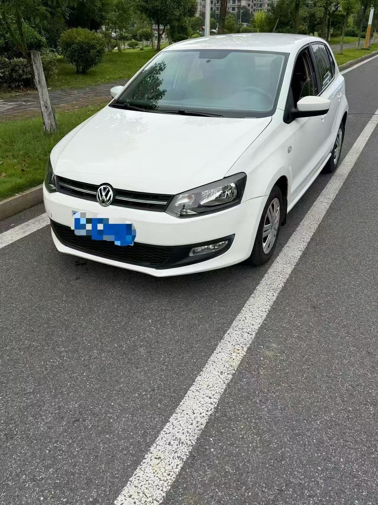 2012 car image 