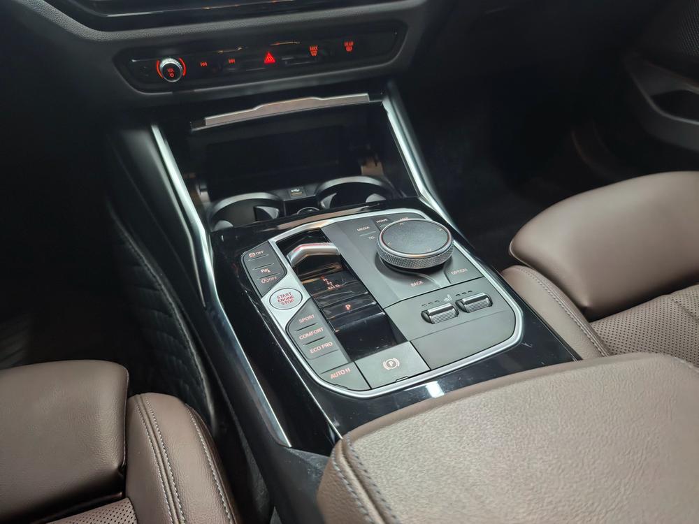 BMW 3 Series 2023 car image #17
