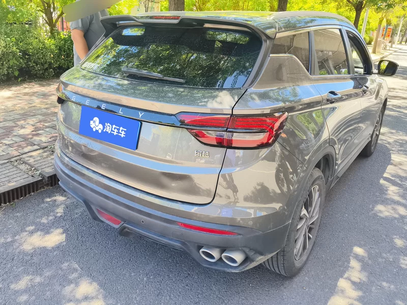 GEELY Coolray 2024 immagine di auto #2
