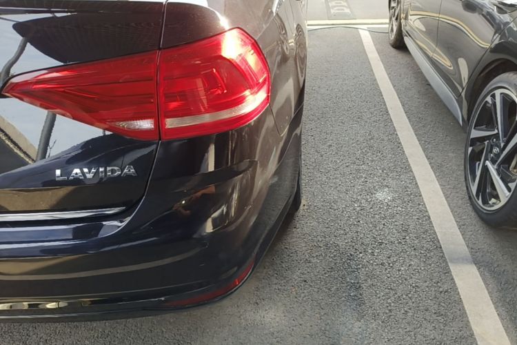 Volkswagen Lavida 2016 car image #8
