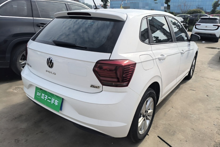 Volkswagen Polo 2022 car image #5