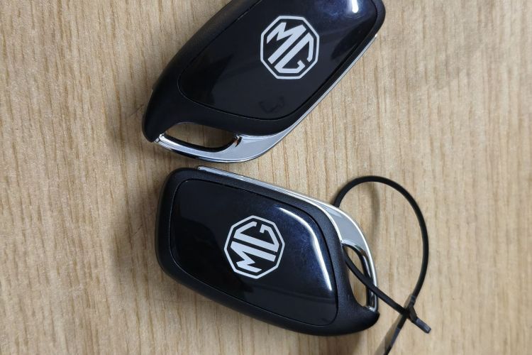 MG 5 2025 image de voiture #10