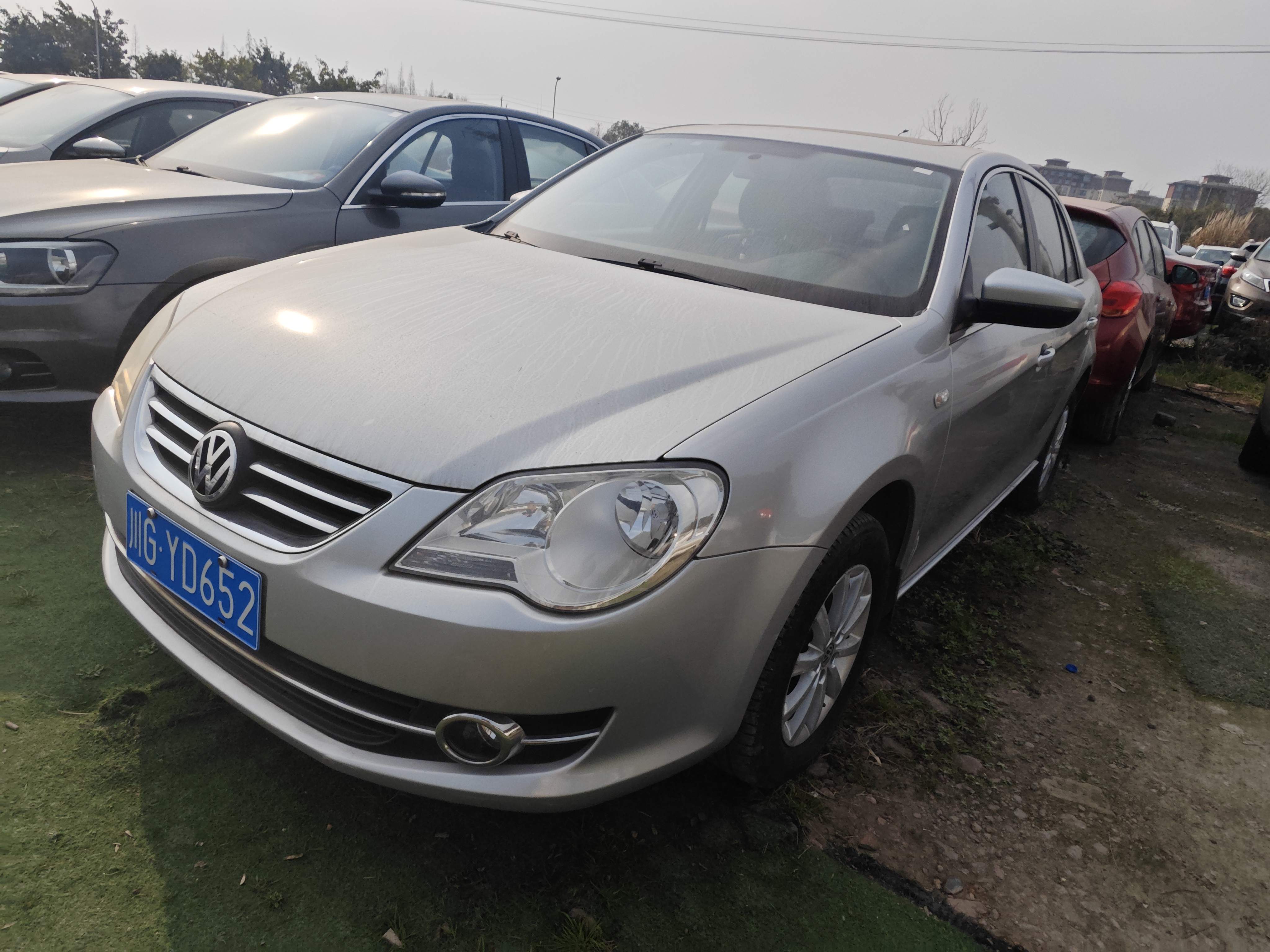 Volkswagen Bora 2012 #2 Volkswagen Bora 2012 изображение автомобиля #2