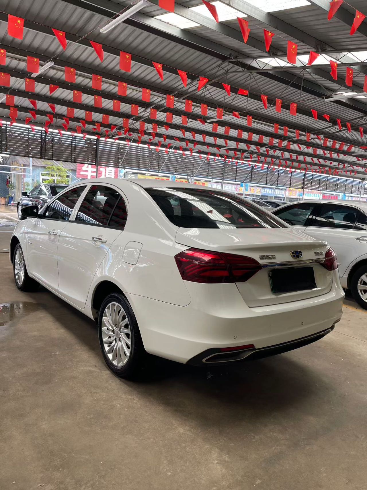 GEELY Emgrand New Energy 2021 #6 GEELY Emgrand New Energy 2021 car image #6