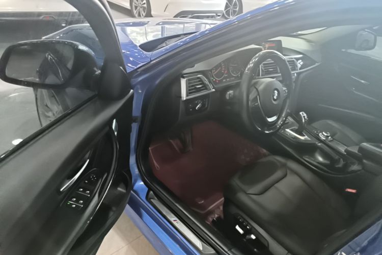 BMW 3 Series 2017 #16 BMW 3 Series 2017 car image #16