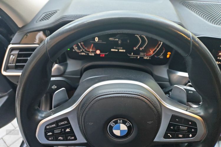 BMW 3 Series 2021 car image #13