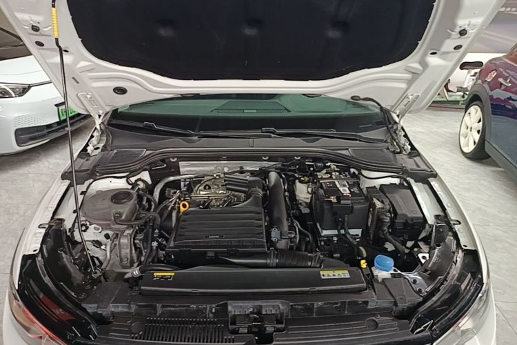 Volkswagen Golf 2024 #20 Volkswagen Golf 2024 car image #20