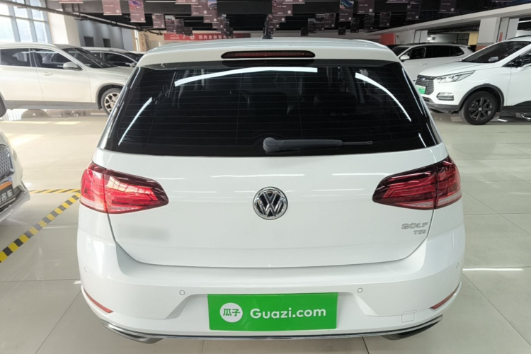 Volkswagen Golf 2020 #6 Volkswagen Golf 2020 car image #6