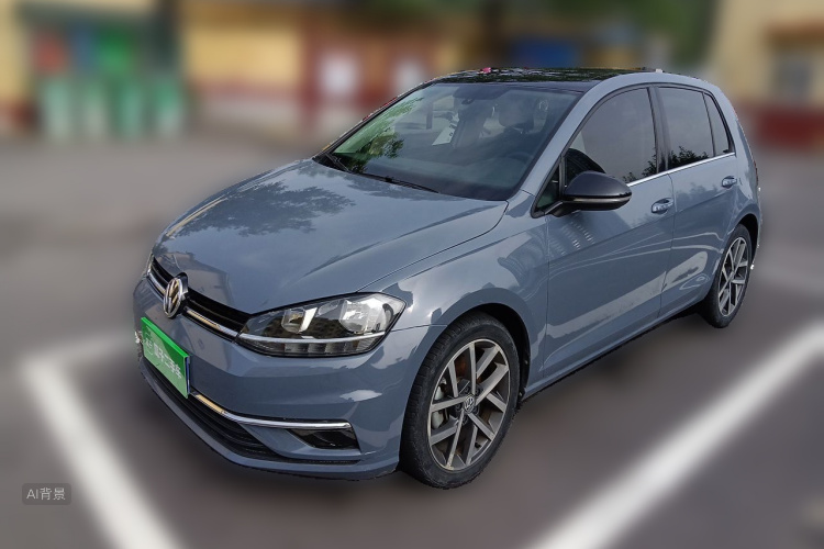 Volkswagen Golf 2019 car image #2