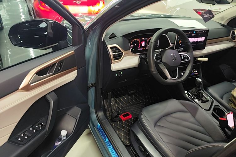 Volkswagen Tharu 2023 imagen de coche #16