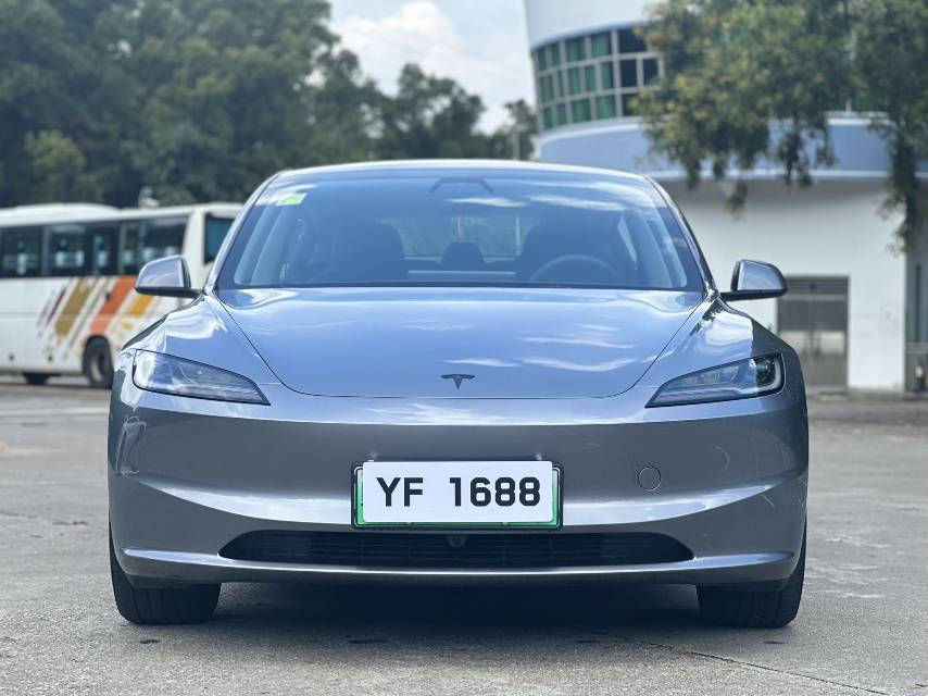 Tesla Model 3 2025 #2 Tesla Model 3 2025 car image #2
