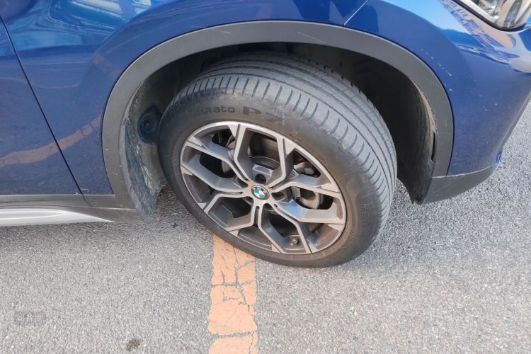 BMW X1 2021 car image #9