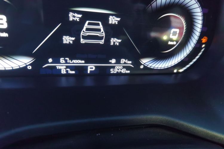 GEELY Emgrand 2022 #8 GEELY Emgrand 2022 car image #8
