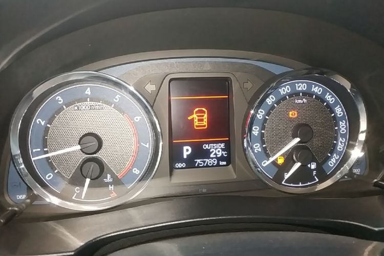 Toyota Corolla 2017 car image #12