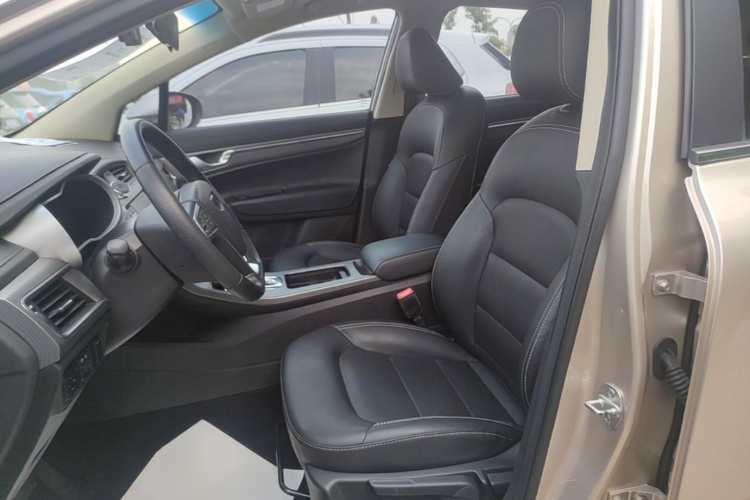 GEELY Emgrand GS 2016 #19 GEELY Emgrand GS 2016 car image #19