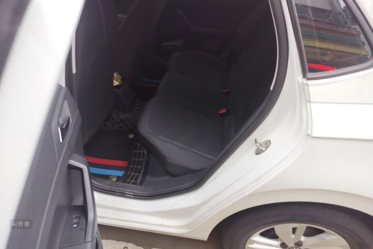 Volkswagen Polo 2023 car image #19
