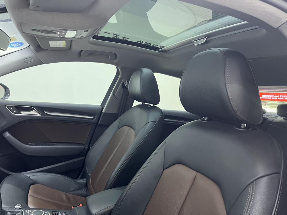 Audi A3 2018 car image #17