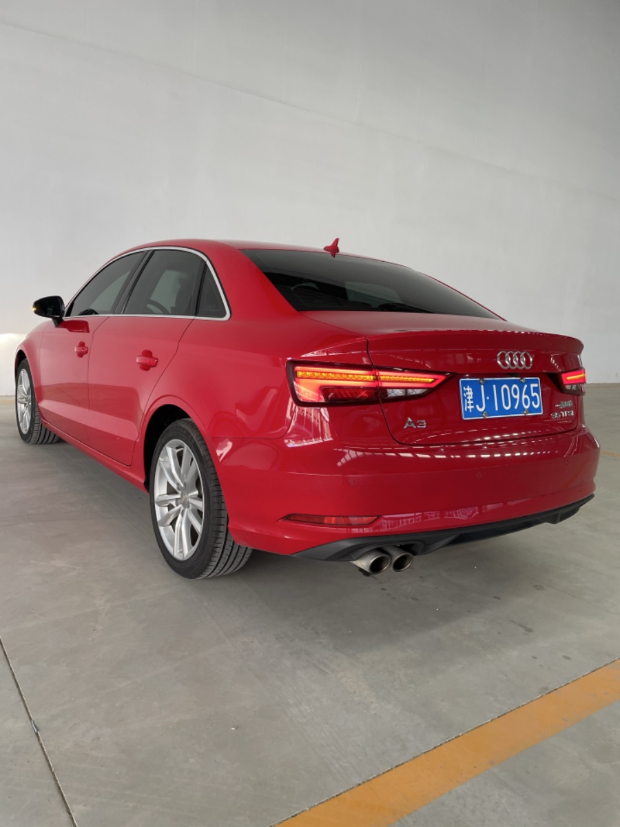 Audi A3 2018 car image #9