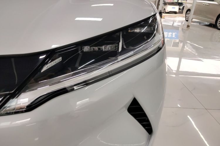 BYD YuanUP 2024 #23 BYD YuanUP 2024 car image #23