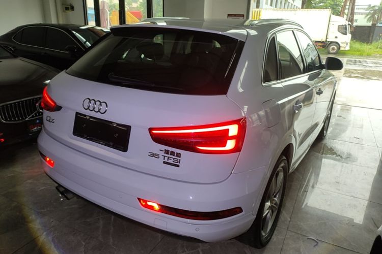 Audi Q3 2018 #7 Audi Q3 2018 car image #7