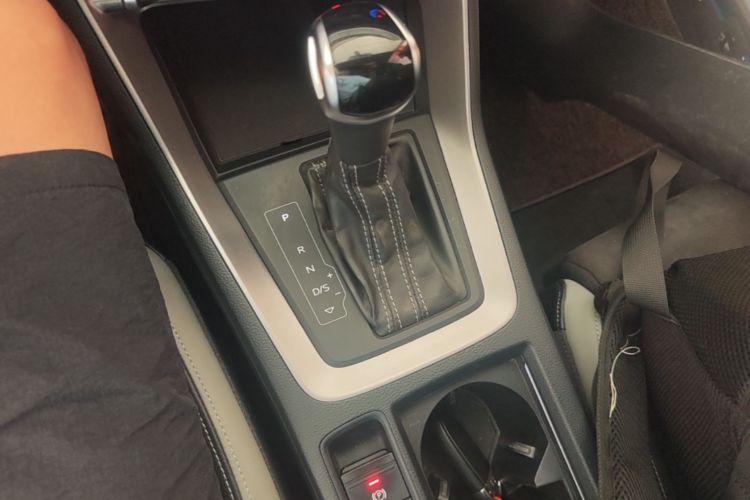 Audi Q3 2019 #14 Audi Q3 2019 car image #14