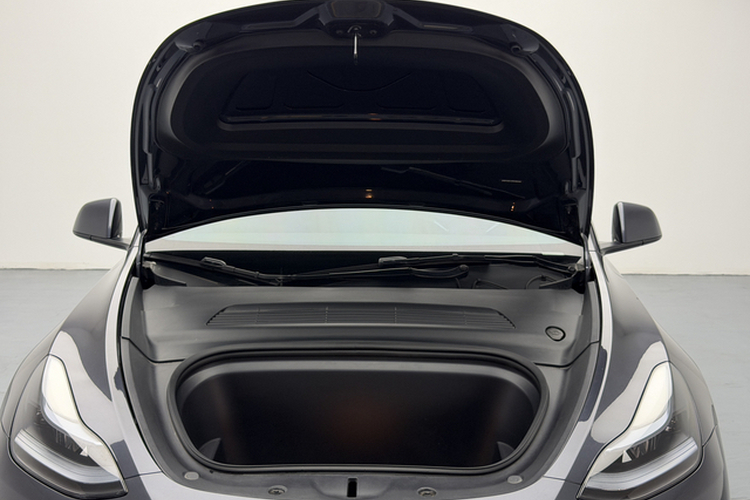 Tesla Model Y 2024 #24 Tesla Model Y 2024 car image #24