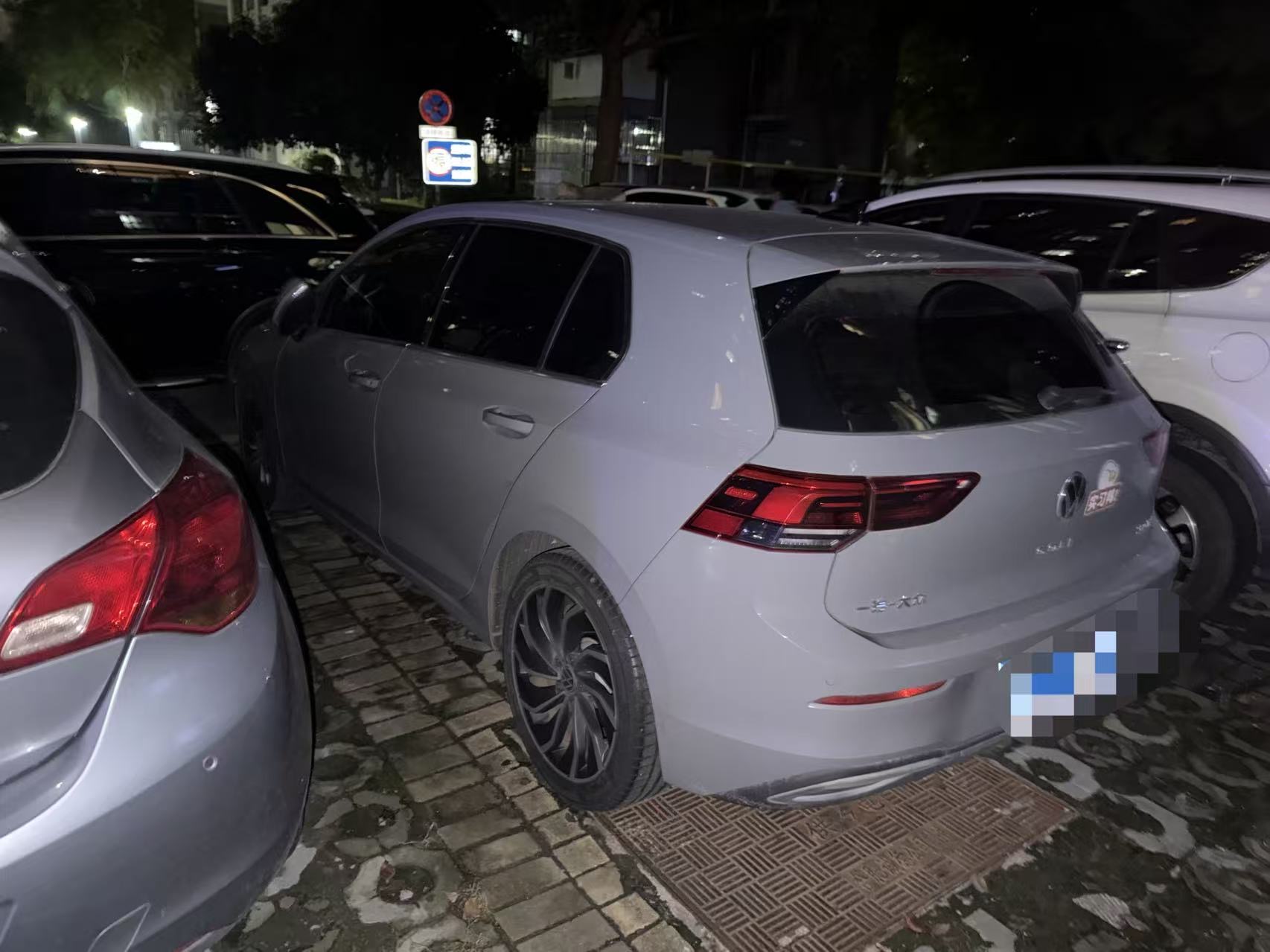 Volkswagen Golf 2021 #3 Volkswagen Golf 2021 صورة سيارة #3