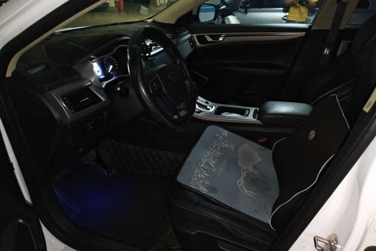 GEELY Emgrand GL 2018 car image #9