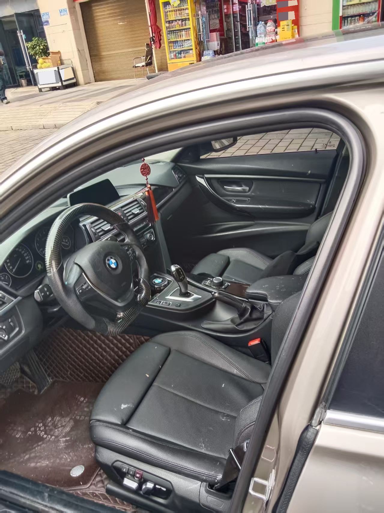 BMW 3 Series 2018 car image #2
