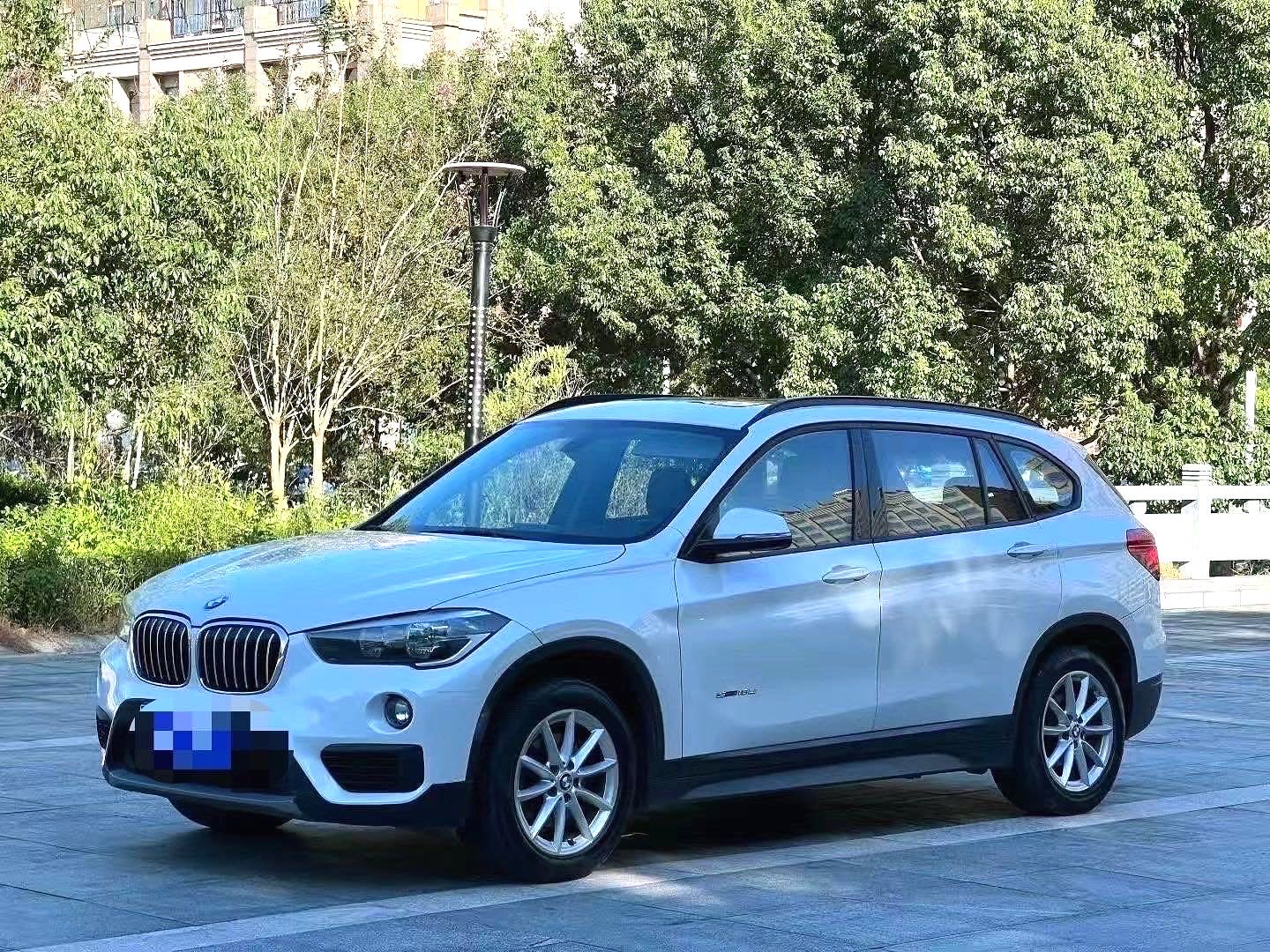 BMW X1 2016 BMW X1 2016 car image