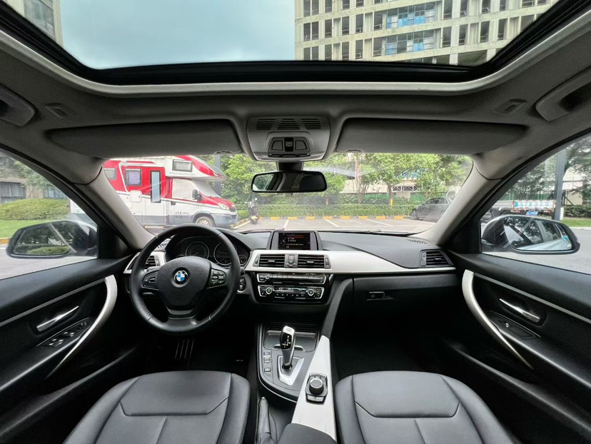 BMW 3 Series 2016 #5 BMW 3 Series 2016 car image #5
