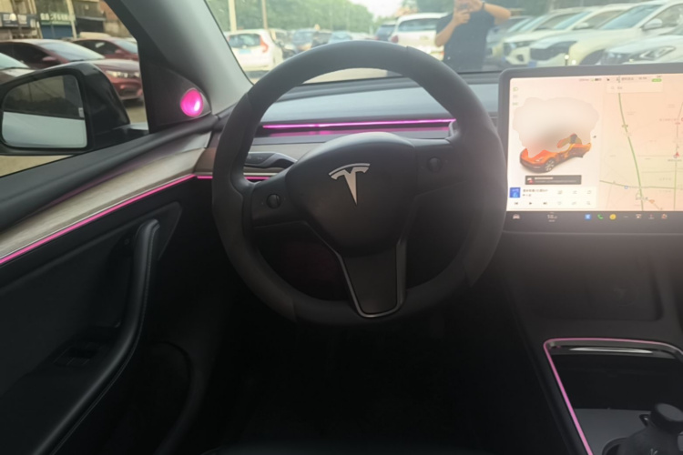Tesla Model Y 2021 #11 Tesla Model Y 2021 car image #11
