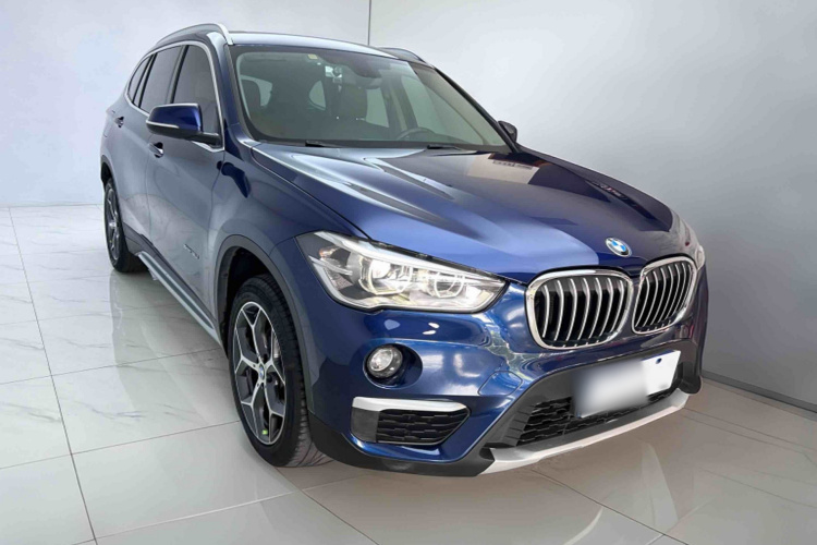 BMW X1 2018 #4 BMW X1 2018 car image #4