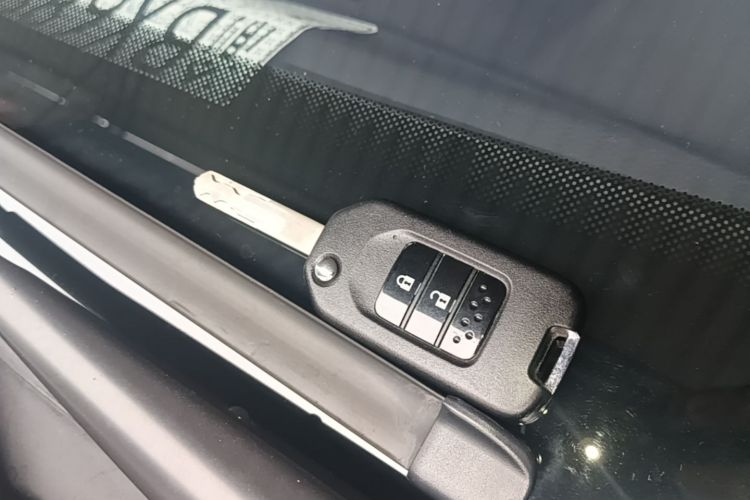 Honda CR-V 2020 car image #9