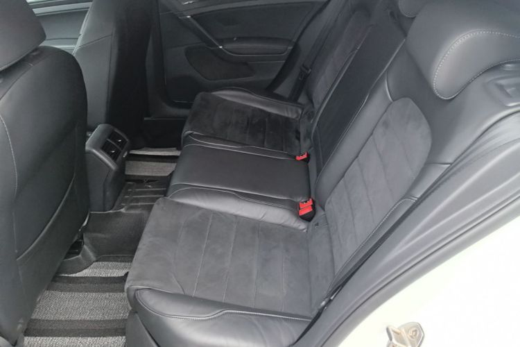 Volkswagen Golf 2019 #17 Volkswagen Golf 2019 car image #17
