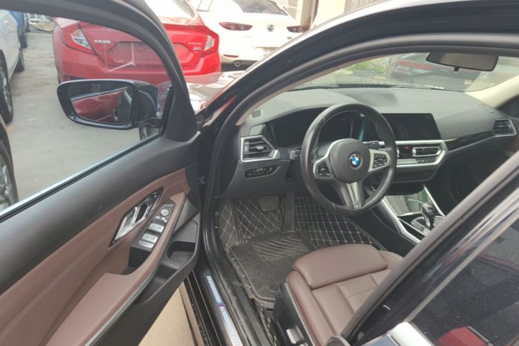 BMW 3 Series 2020 #16 BMW 3 Series 2020 car image #16