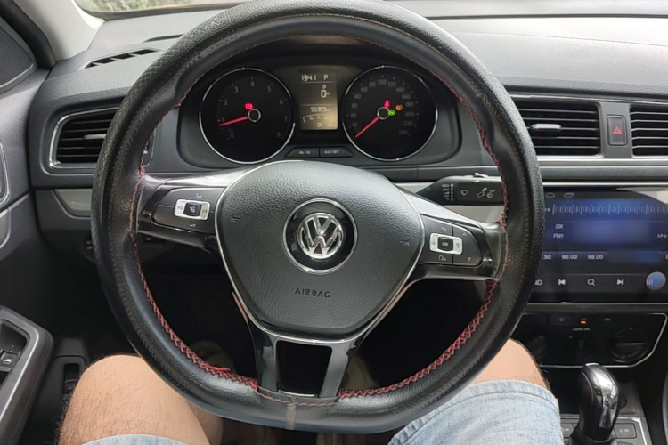 Volkswagen Lavida 2018 #15 Volkswagen Lavida 2018 car image #15