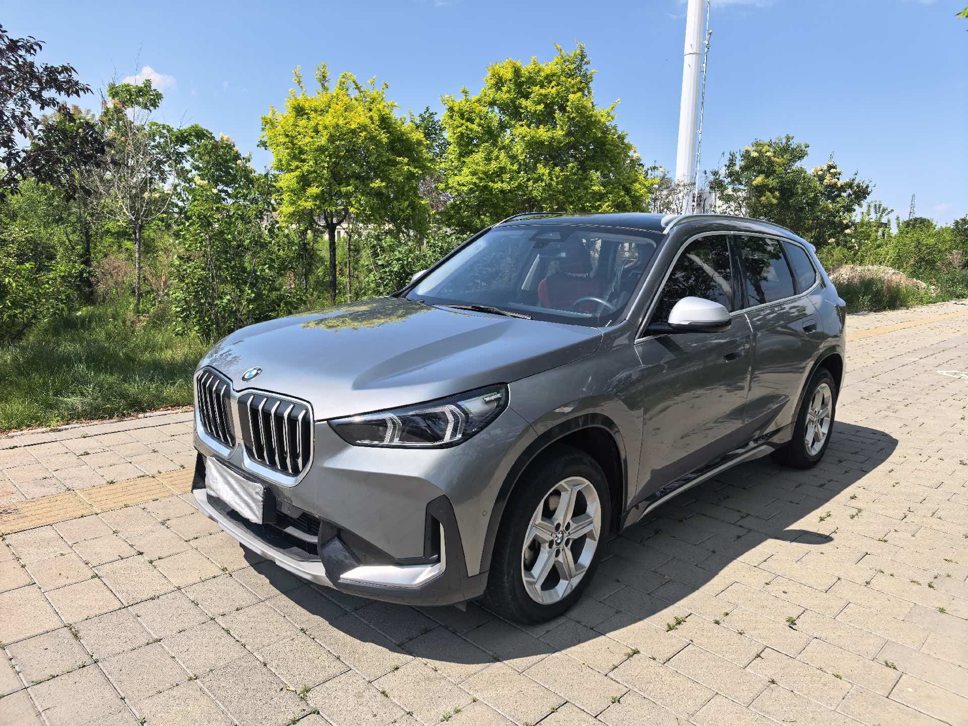 BMW X1 2023 immagine di auto 