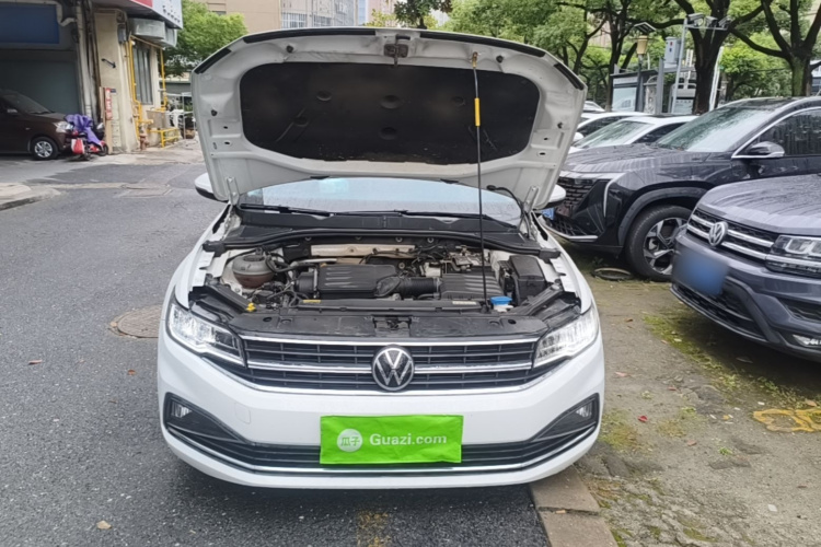 Volkswagen Bora 2022 car image #20