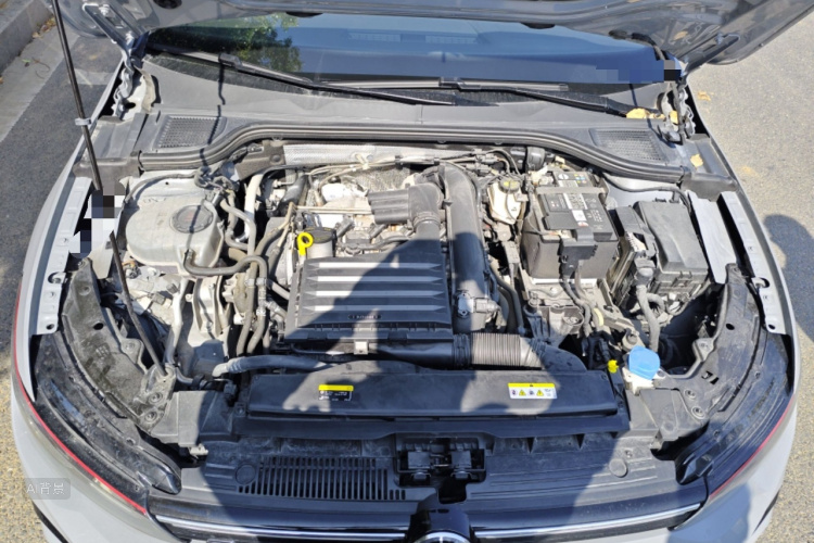 Volkswagen Golf 2023 imagen de coche #22