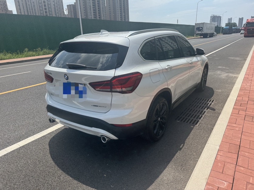 BMW X1 2022 #4 BMW X1 2022 car image #4