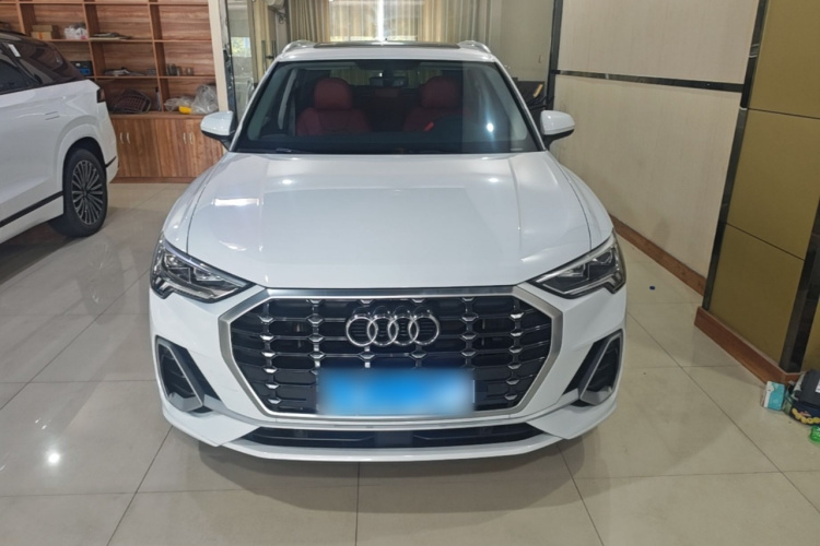 Audi Q3 2020 #3 Audi Q3 2020 car image #3