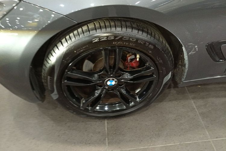 BMW 3 Series GT 2019 car image #9